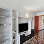 Estudio Mesa Del Mar * تاكورونتي